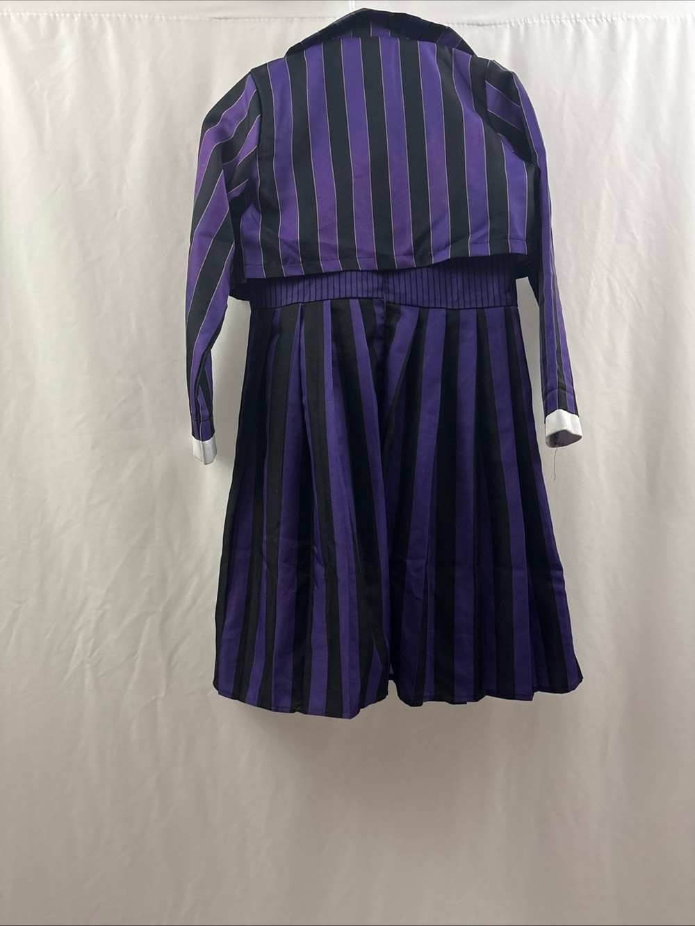 Wednesday Addams Spirit Costume Cosplay Youth Girls Size Large Teenager - Picture 12 of 16